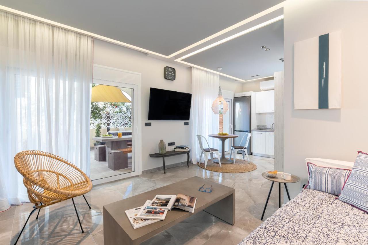 Elia & Anthos Deluxe Suites Ixia  Exterior photo